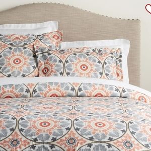 COPY - Pottery Barn Full/Queen Duvet Cover and  Two Euro Shams
